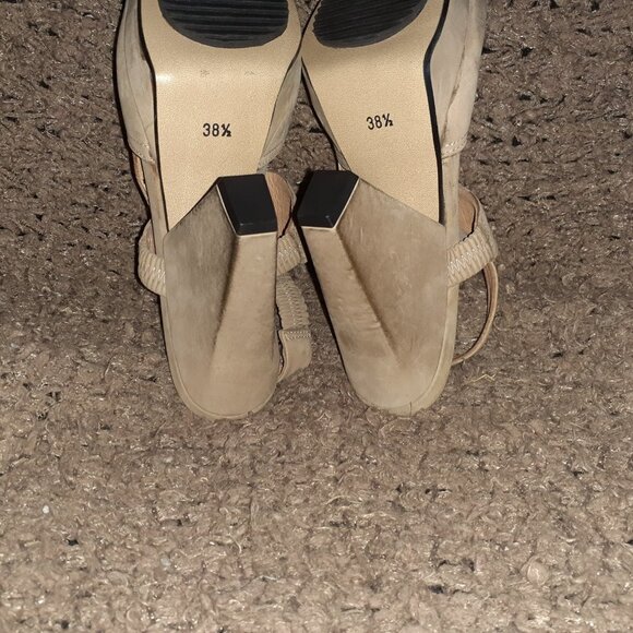 JOHN FLUEVOG-On Course Starboard Ward-Distressed Beige Heels-Sz 8.5-NM - Picture 9 of 10